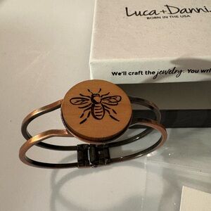 Luca + Danni Born in the USA Bee Happy Bangle bracelet new in box